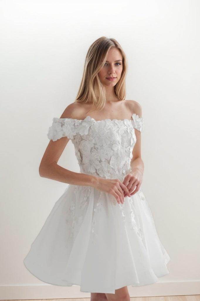 A-Line Short-Mini Flower Lace Organza Wedding Dress CW3409 - COCOMELODY